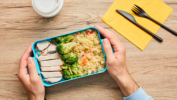 Россияне массово заказывают продукты через интернет