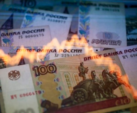 Россияне устроили панику из-за резкого обвала рубля