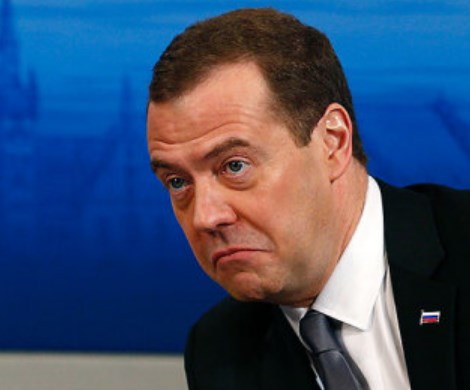 Россию «накрыло» мусором: правительство и Медведева открыто обвиняют в коллапсе
