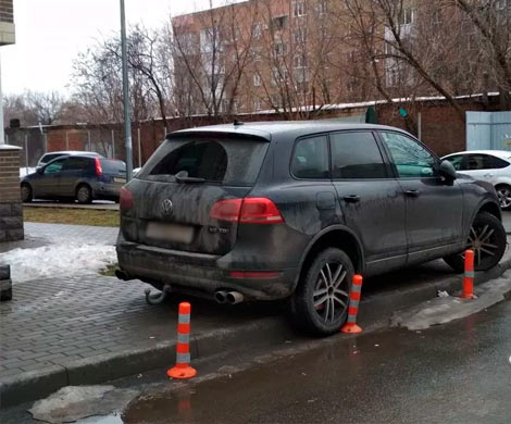 Ростовчане отомстили автохаму, устроив его машине фотосессию