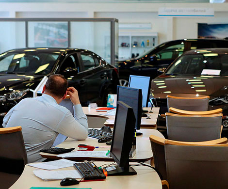 Рынок новых авто достиг докризисных показателей