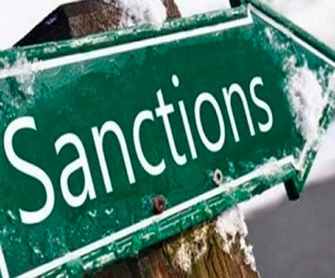 С сегодняшнего дня россиян ожидают новые санкции ЕС, закон о блогерах и рост цен на водку