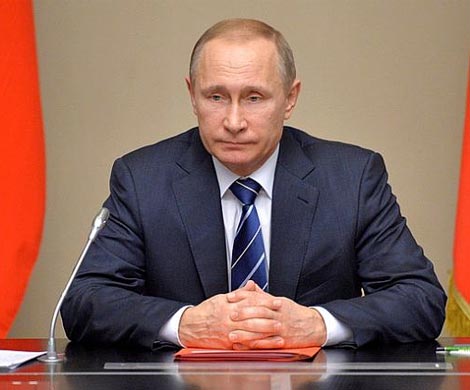 Суд Саратова прекратил производство по иску к Путину