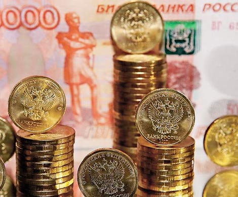 Сбережения россиян увеличатся на 5,2 трлн рублей за год
