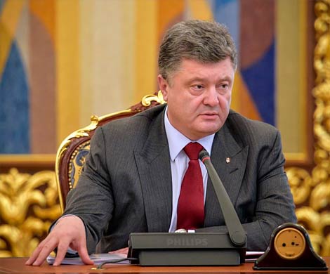 Порошенко даст приказ прекратить огонь зараз?