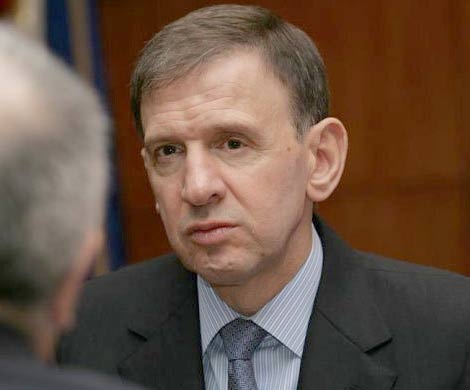 Сенатор-миллиардер Малкин покидает верхнюю палату парламента
