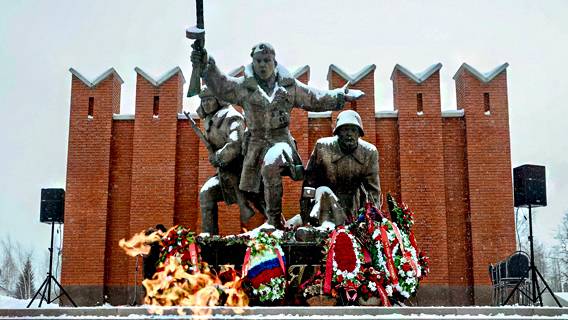 …Шел в поле с «винтарем германским»
