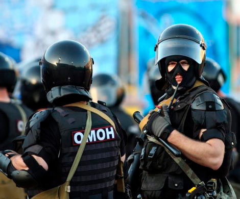 Штурм дома в центре Архангельска: преступник ликвидирован, его жертва мертва