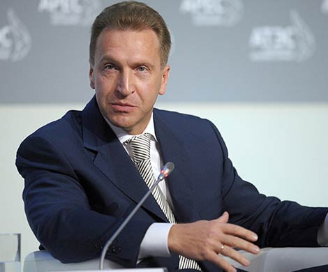 Шувалов обвинил S&P в давлении на Кремль
