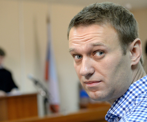 Следствие просит заключить Навального под домашний арест