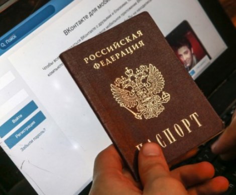«Слишком свободное пространство»: Мединский пообещал России Интернет по паспорту