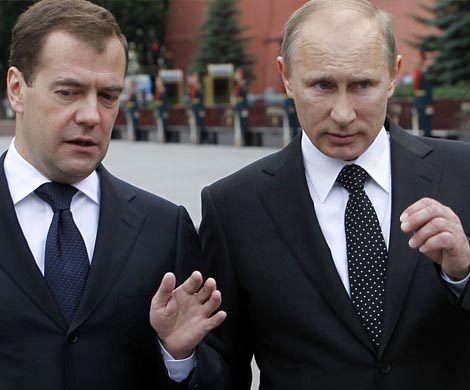 Сложные для власти регионы ждут приезда Путина и Медведева