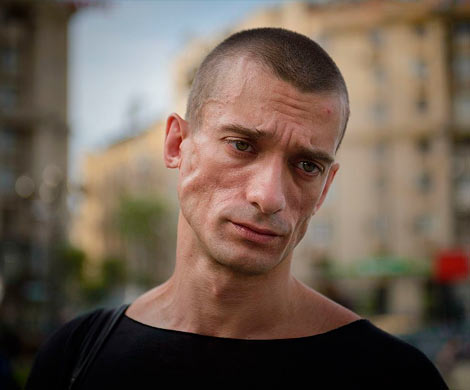СМИ: Петра Павленского отправили в психушку