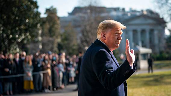 Согласно опросу, уровень поддержки Трампа не изменился после расследований его деятельности 