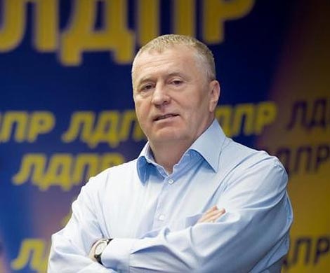 Соратники Жириновского хотят уравнять прогульщиков и перебежчиков