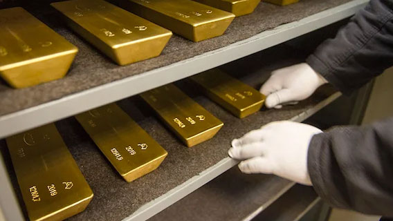 Спрос на золото в Китае резко упал из-за коронавируса, однако интерес к инвестиционным продуктам растет