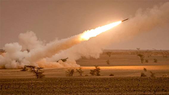 США могут одобрить поставки современных реактивных систем залпового огня Украине