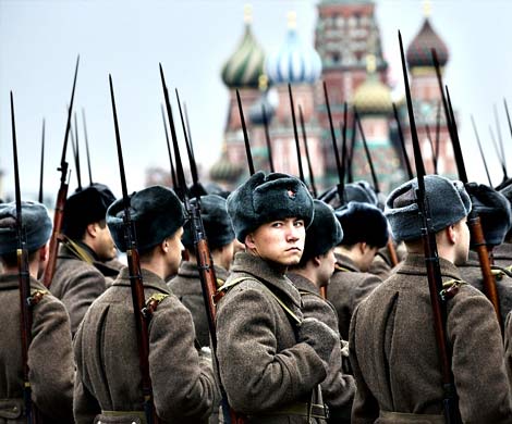 США признают, что Россия способна воевать на три фронта