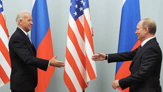 США рассчитывают на возвращение послов в Москву и Вашингтон после саммита Байдена и Путина