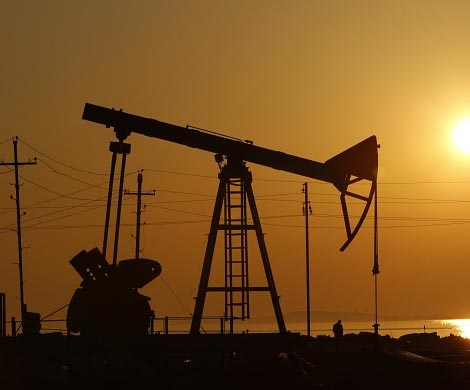 США скептически относятся к заморозке нефтедобычи