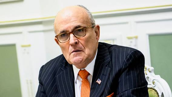 Суд Нью-Йорка отозвал адвокатскую лицензию у Руди Джулиани