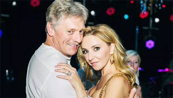 Татьяна Навка опубликовала серию свадебных фотографий