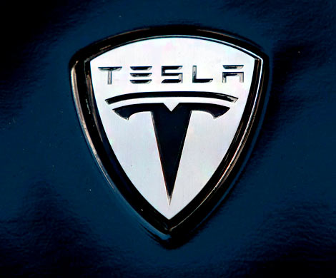 Tesla построила рекордно большую литиевую батарею