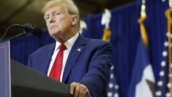 Трамп обещает снизить инфляцию. Его планы могут вновь ее разогнать