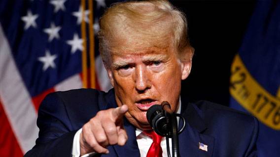 Трамп оценивает шансы возможного объявления о своей кандидатуре на выборах 2024 года до промежуточных выборов
