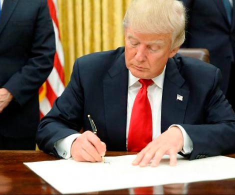 Трамп ввел пошлины на китайскую продукцию