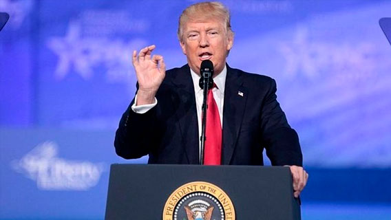 Трамп запретил иммиграцию в США на 60 дней