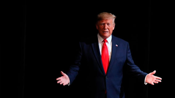Трампа обвинили в шантаже Киева военной помощью