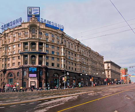 Тверская теряет позиции в рейтинге самых дорогих торговых улиц
