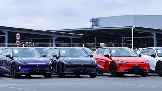 У Tesla появились новые конкуренты в сфере беспилотного вождения - Geely и Baidu