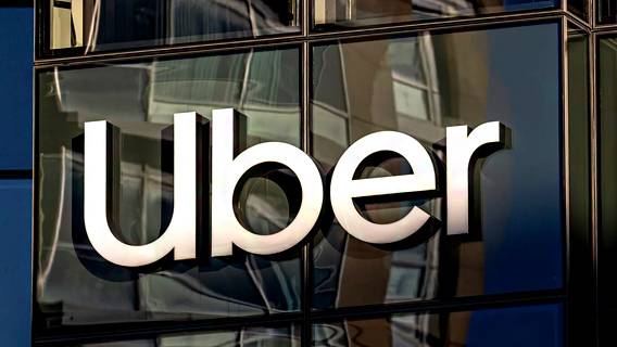 Uber работает с автопроизводителями над разработкой электромобилей