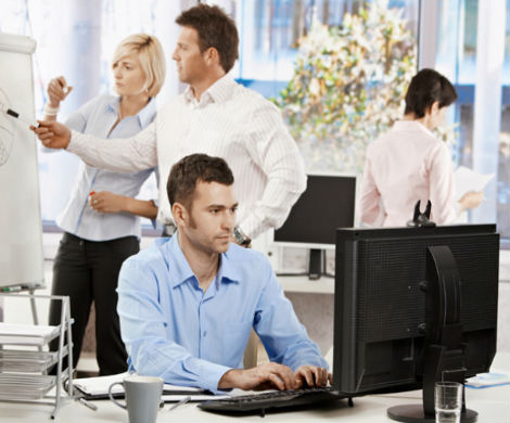 Ученые считают, что работать нужно всего 4 дня в неделю 
