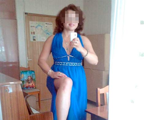 Учительницу музыки из Тверской области уволили из-за фотографий в соцсети