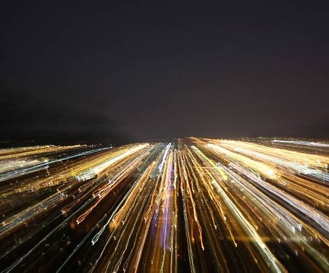 Учёным удалось сделать свет намного медленнее