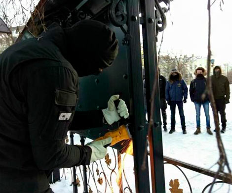 Украинские националисты разжигают войну с православием