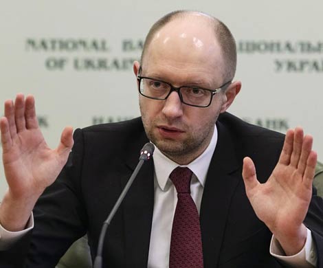Украинский премьер беднее российского в два раза