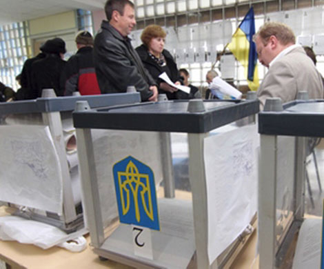 Украинским коммунистам запретили идти на выборы