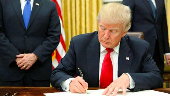 Управляющий семейным бизнесом Трампа заключит сделку о признании вины с прокурорами Манхэттена