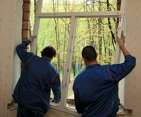 Установщики пластиковых окон корректируют рабочий график
