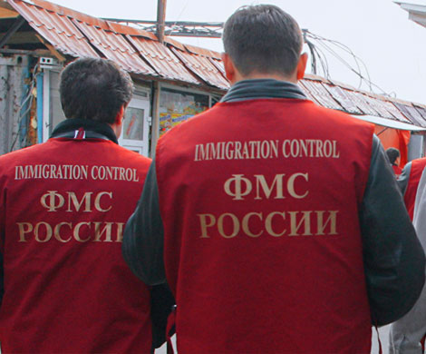 В ФСБ предложили казнить коррумпированных чиновников миграционных служб