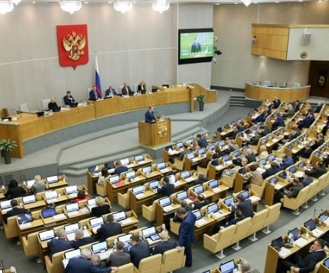 В Госдуме призвали сменить правительство Медведева, сославшись на послание Путина
