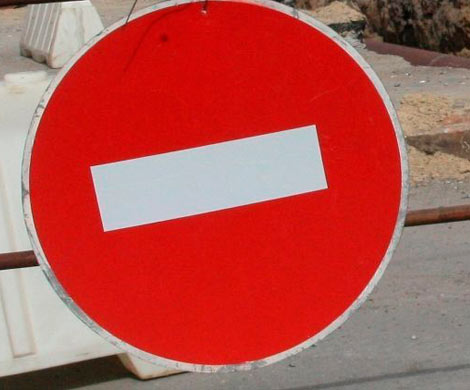 В Гурзуфе перекрыто движение из-за обвалившейся дороги