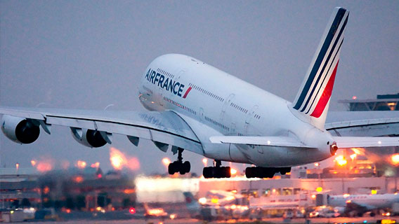 «В качестве меры предосторожности» авиакомпания Air France отменила все полеты через Иран и Ирак