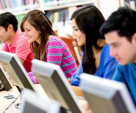 В Калифорнии открылся университет без преподавателей