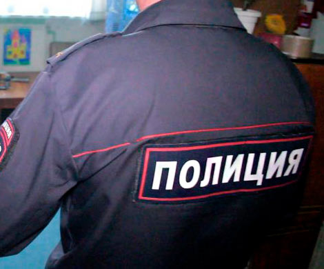 В Ленобласти полицейский помогал удерживать женщину в плену