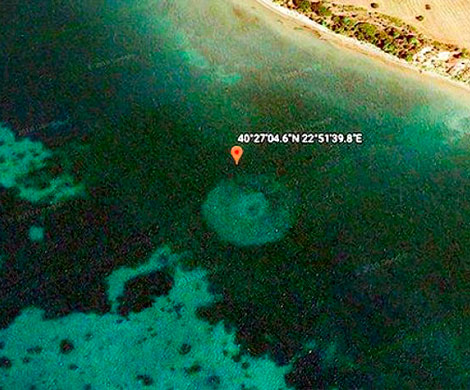 В море у побережья Греции обнаружен загадочный объект